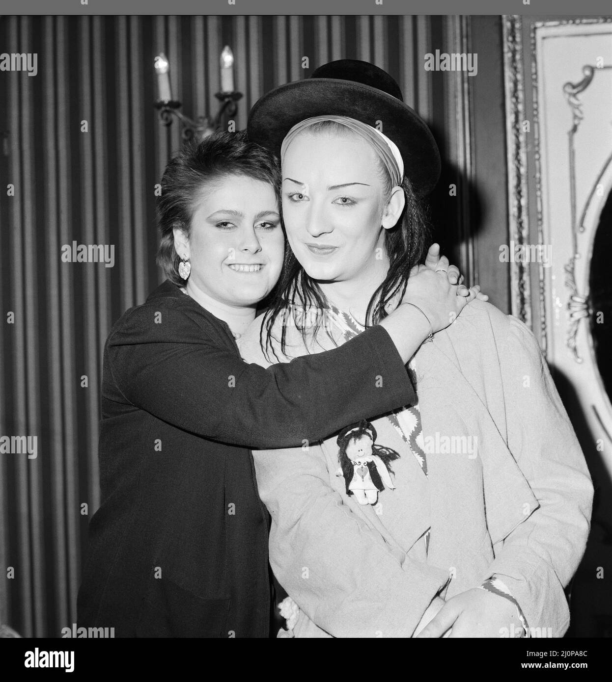 Alison Moyet, (also known as Alf from Yazoo. Pictured left) wins the Best Female Singer and Boy George, from the pop group Culture Club (pictured right), won The Daily Mirror Readers Award, at The British Rock and Pop Awards held at The Lyceum Ballroom in London. Both pictured enjoying the night.  Picture taken 8th February 1983 Stock Photo