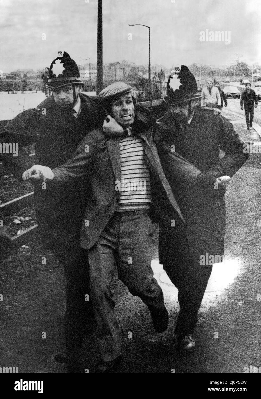 The National Miners Strike 1984 A picket is arrested after an attempt ...