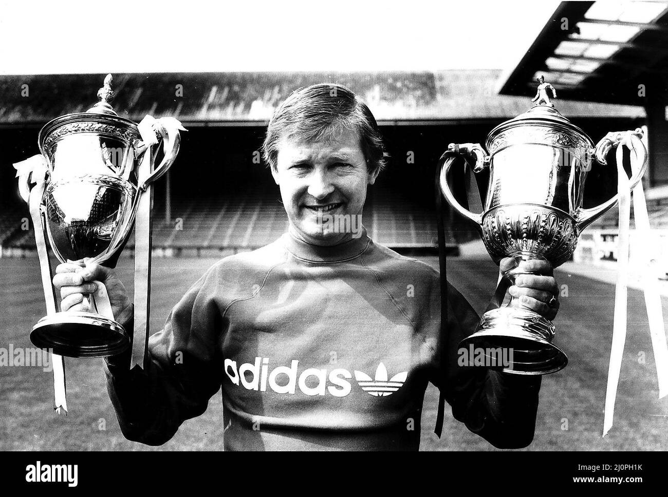 Pittodrie stadium 1980s hires stock photography and images Alamy