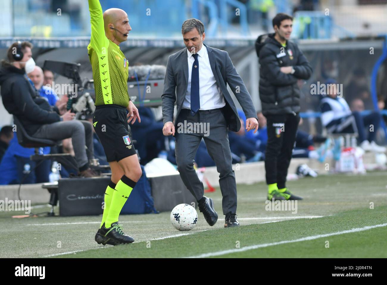 Como, Italy. 04th Dec, 2021. Fans of Como during Como 1907 vs AC Pisa,  Italian soccer Serie B match in Como, Italy, December 04 2021 Credit:  Independent Photo Agency/Alamy Live News Stock Photo - Alamy