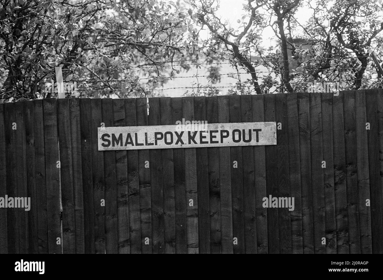 Smallpox Keep Out 1983 sign hi-res stock photography and images - Alamy