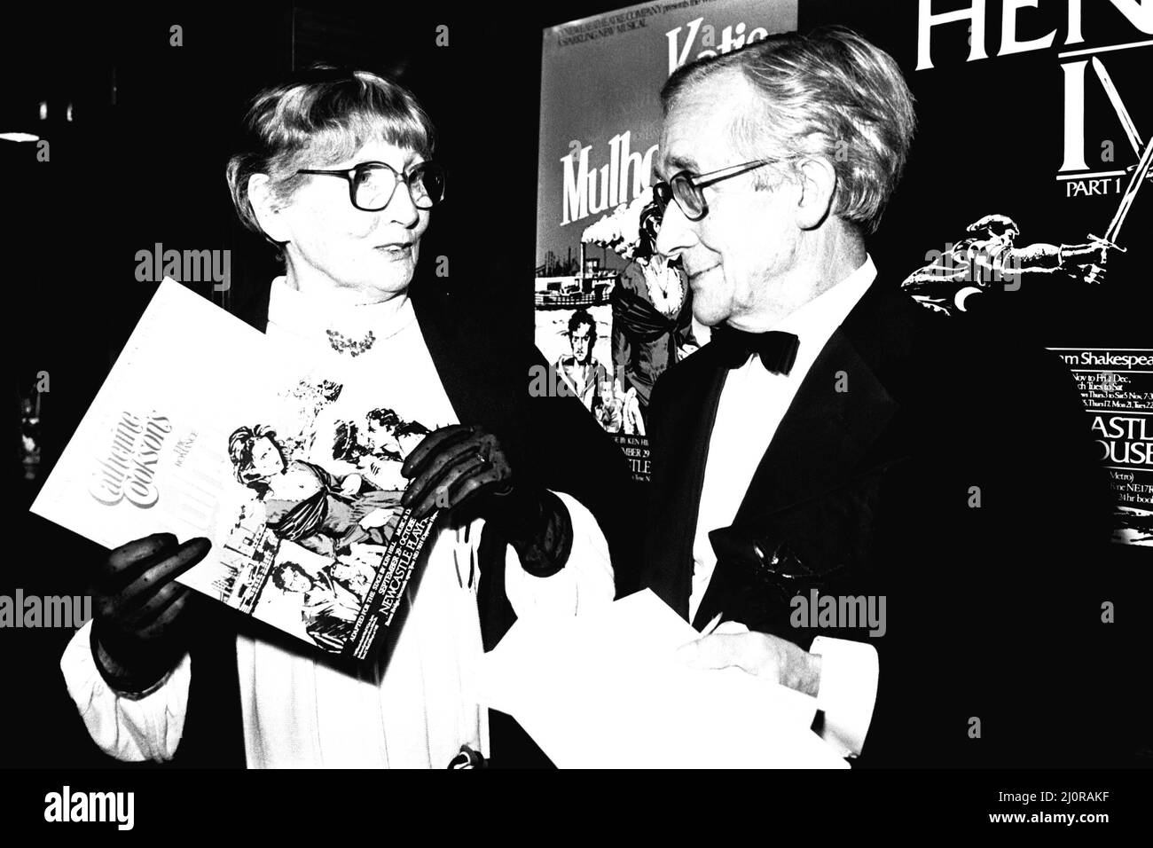 Writer Catherine Cookson attends the opening night of the stage version of her book Katie Mulholland at Newcastle Playhouse. Circa 1983. - Catherine with husband Tom Stock Photo