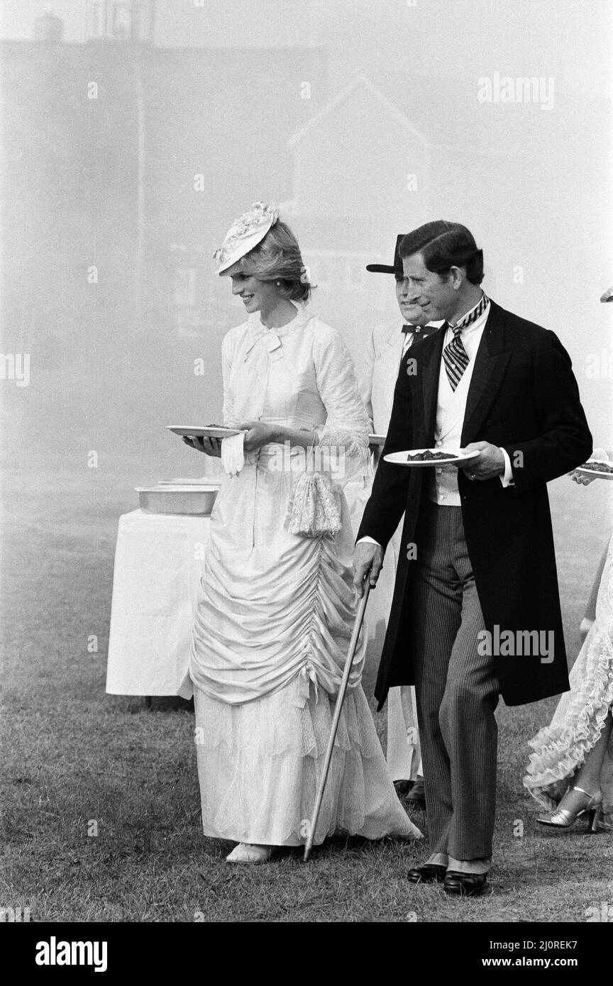 Princess diana fashion style Black and White Stock Photos & Images - Alamy