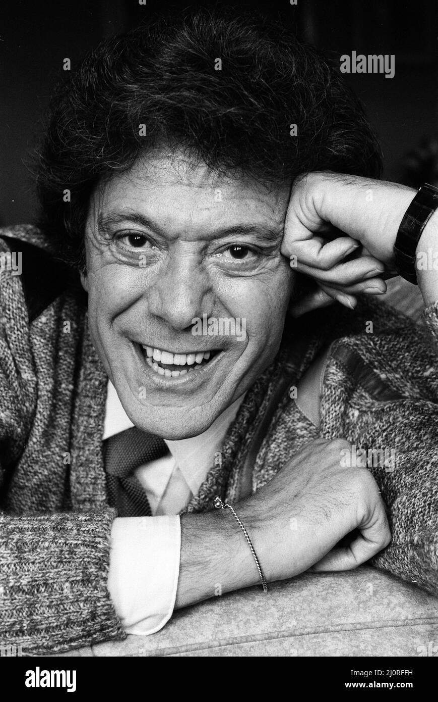 Lionel Blair pictured at home. 19th October 1983 Stock Photo - Alamy