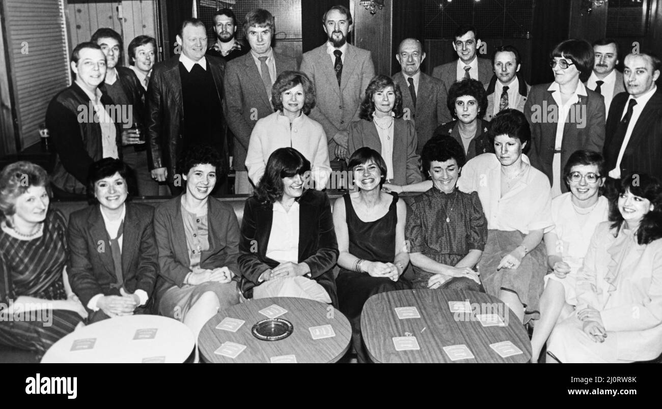 Eston County Morden school fourth formers reunion.Pupils and five teachers were rounded up by ex-schoolmates Pauline Porritt and Vad Wellborn for last nights party. Most were still living in the area, but one girl had come from as away as Norwich. 29th March 1984 Stock Photo