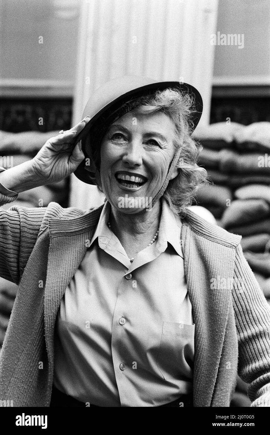 Dame Vera Lynn will appear at the Lyceum in 'Stage Door Canteen' to celebrate the 40th Anniversary of D Day. The front is sandbagged and Vera was wearing World War Two uniform for the photocall.  3rd June 1984. Stock Photo