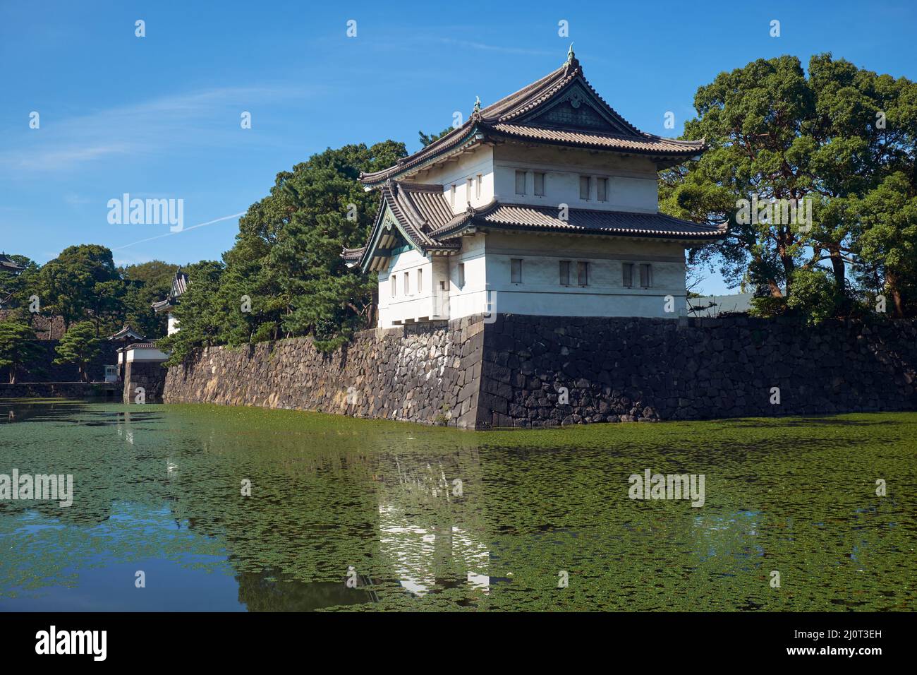 Tokyo imperial guard tower moat hi-res stock photography and images - Alamy
