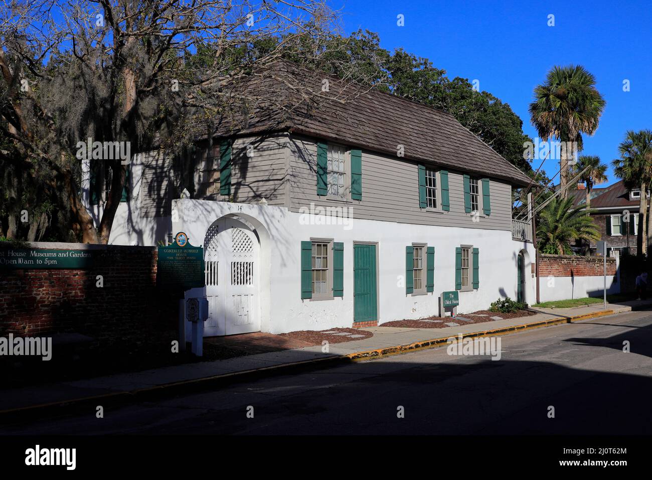 The oldest house museum complex, the oldest surviving Spanish Colonial dwelling in Florida. Old Town of St.Augustine.Florida.USA Stock Photo