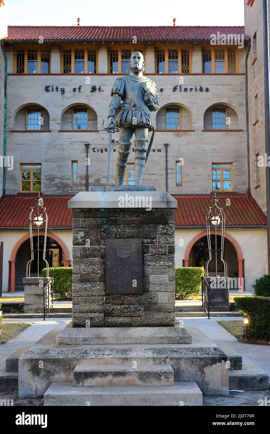 Don Pedro Menendez De Aviles Sculpture Hi res Stock Photography And don-pedro-menendez-de-aviles-sculpture-hi-res-stock-photography-and