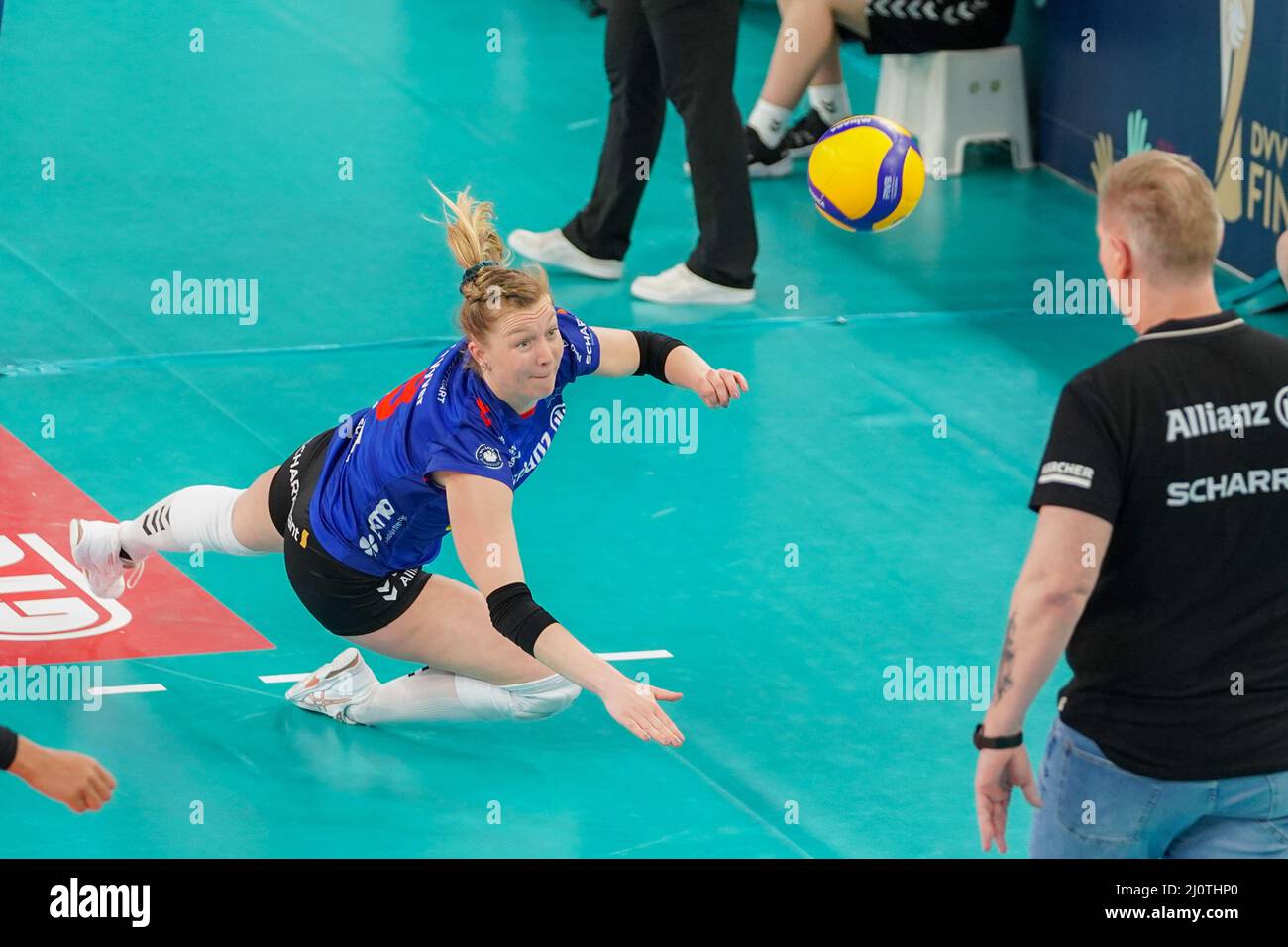 Wiesbaden, Germany. 20th Mar, 2022. Ilka van de Vyver (8 Stuttgart) trys to  reach the ball during the womens DVV Pokal final match 2021/2022 between  Allianz MTV Stuttgart and Dresdner SC at