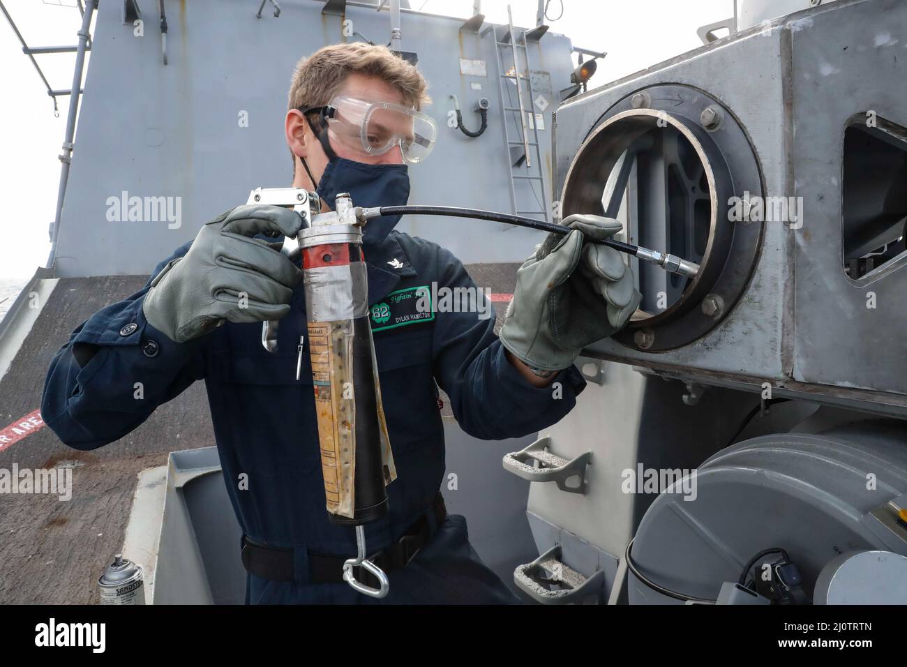 PACIFIC OCEAN (Jan. 28, 2022) Fire Controlman 3rd Class Dylan Hamilton ...
