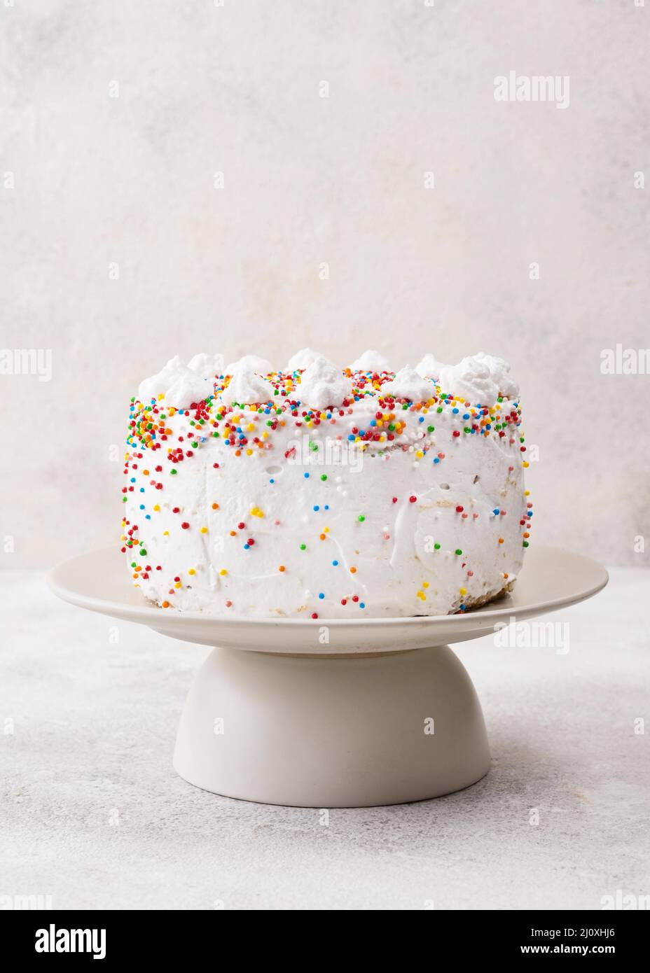 Quality cake hires stock photography and images Alamy