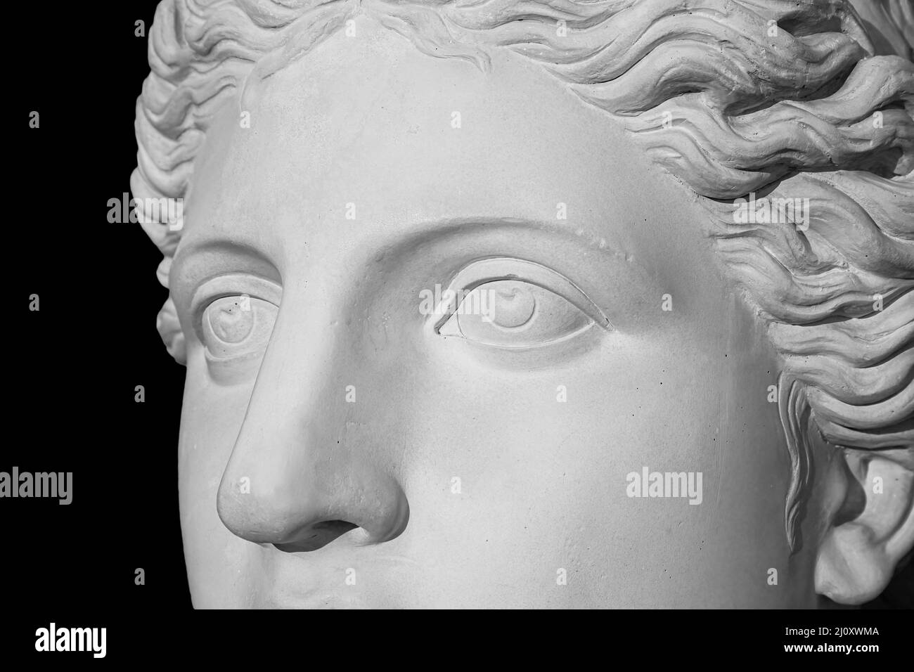 Greek Statues Of Women Face