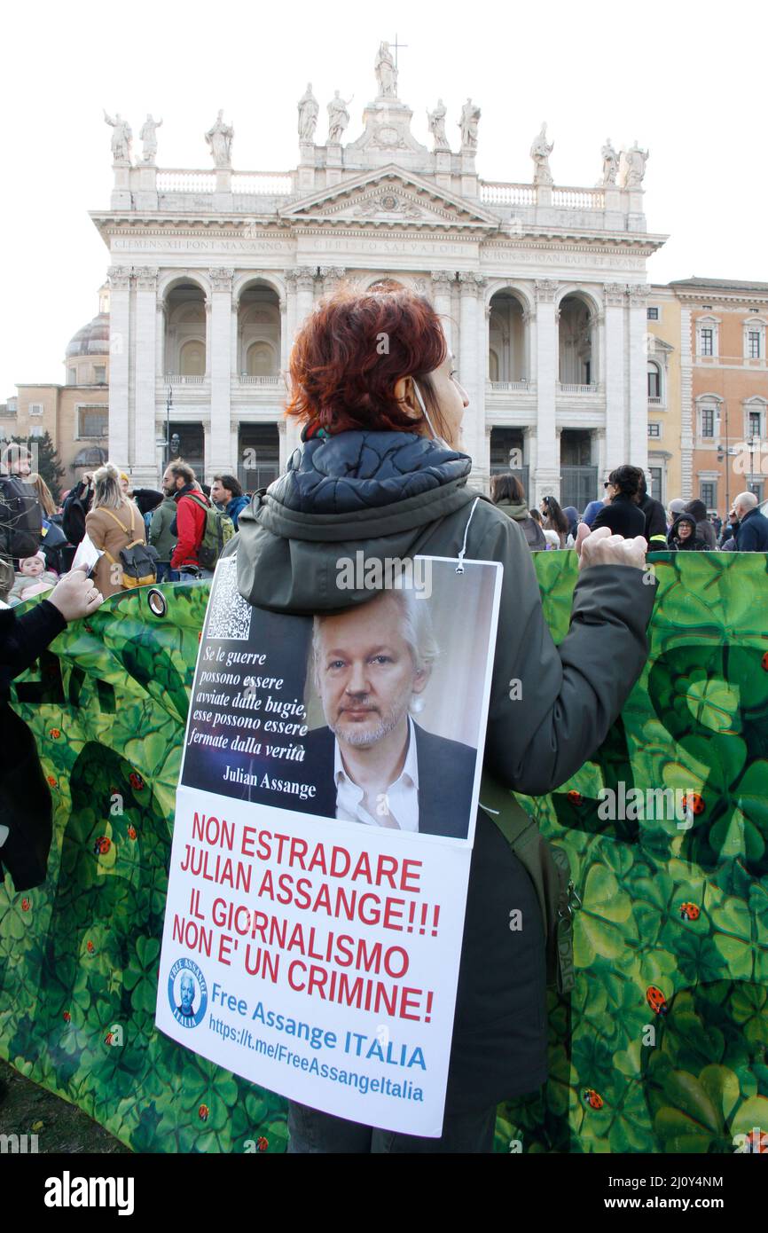 21st March 2022 Freedom for Julian Assange at the Sit in for peace in San Giovanni Square, Rome Italy Stock Photo