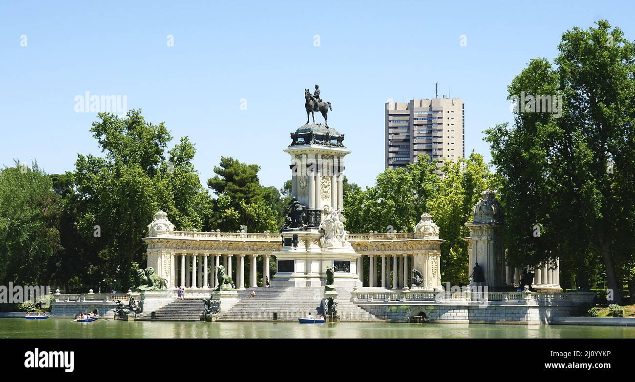 Main pond with boat rides in the gardens of El Retiro in Madrid, Spain, Europe Stock Photo