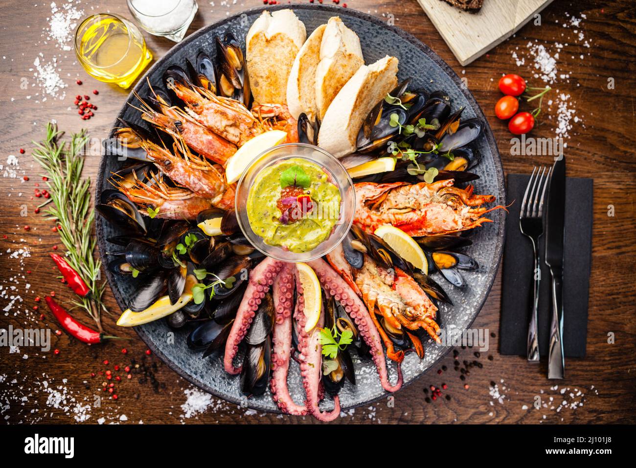 Seafood platter for 24 persons. Lobster, octopus, blue mussels