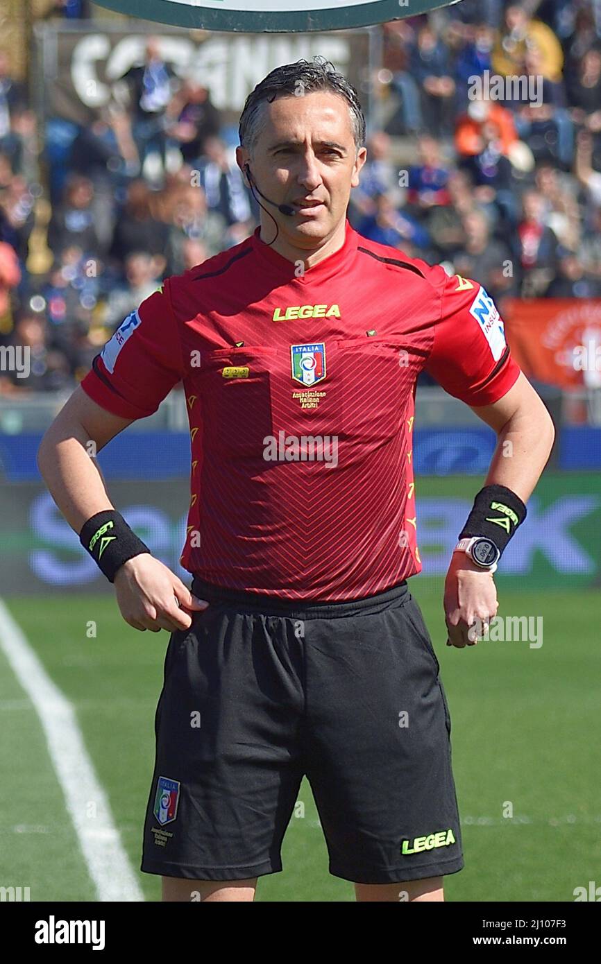 The referee Gianluca Aureliano during AC Pisa vs AS Cittadella