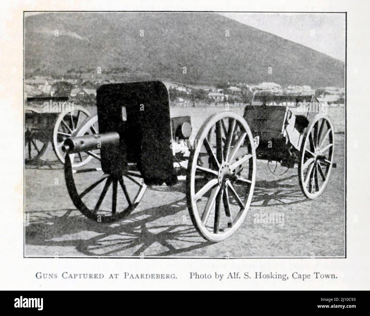 Guns Captured at Paardeberg from the book ' South Africa and the Transvaal war ' by Louis Creswicke, Publisher; Edinburgh : T. C. & E. C. Jack 1900 Stock Photo