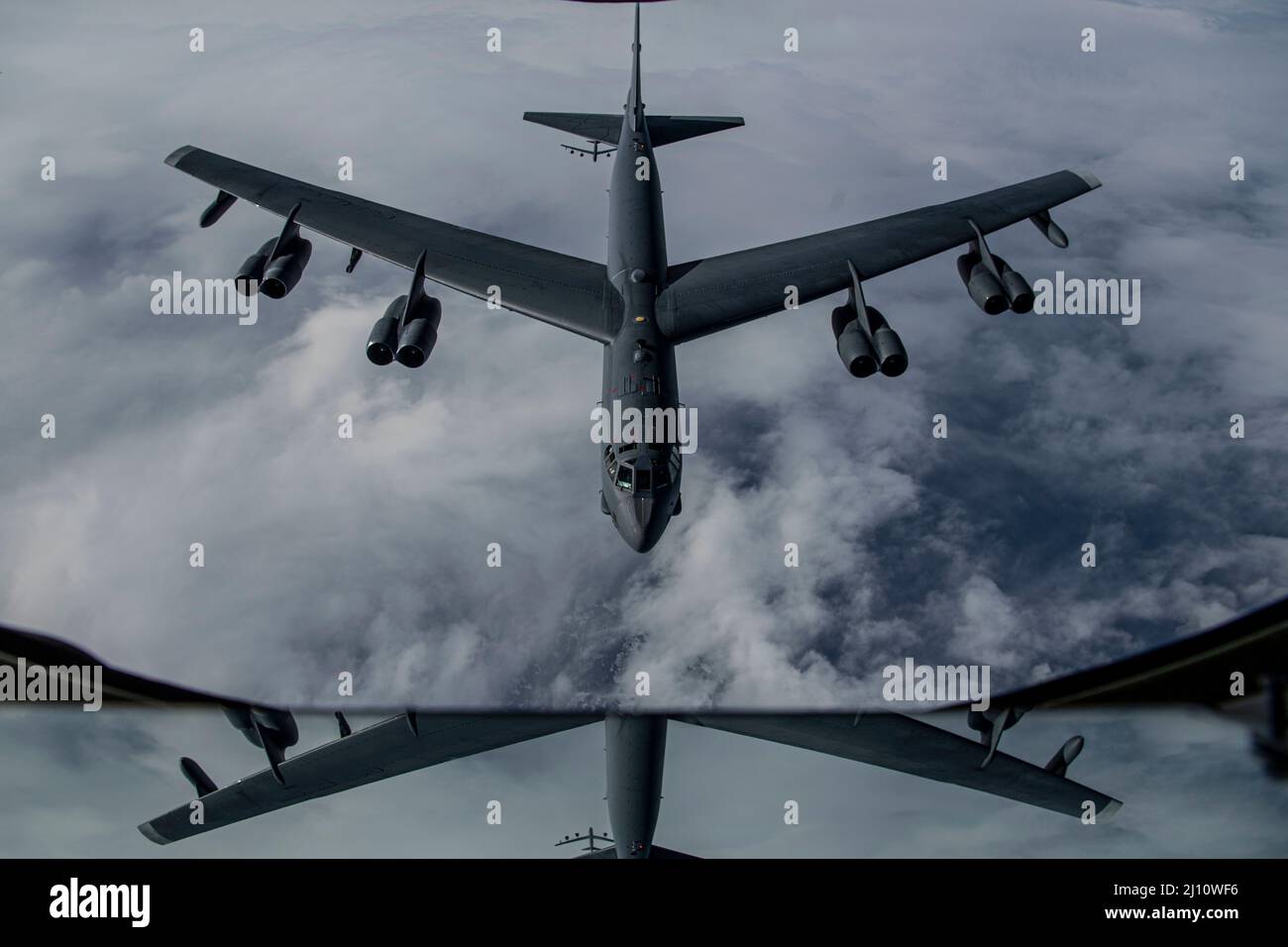 Gulf of Alaska, United States. 16 March, 2022. A U.S. Air Force B-52H Stratofortesses strategic bomber with the 2nd Bomb Wing, approaches a KC-135R Stratotanker for aerial refueling, during Operation Noble Defender March 16, 2022 over the Gulf of Alaska, USA. The NORAD exercise is part of recent military moves to deter Russian involvement in Ukraine.  Credit: SrA Joseph LeVeille/U.S. Air Force/Alamy Live News Stock Photo