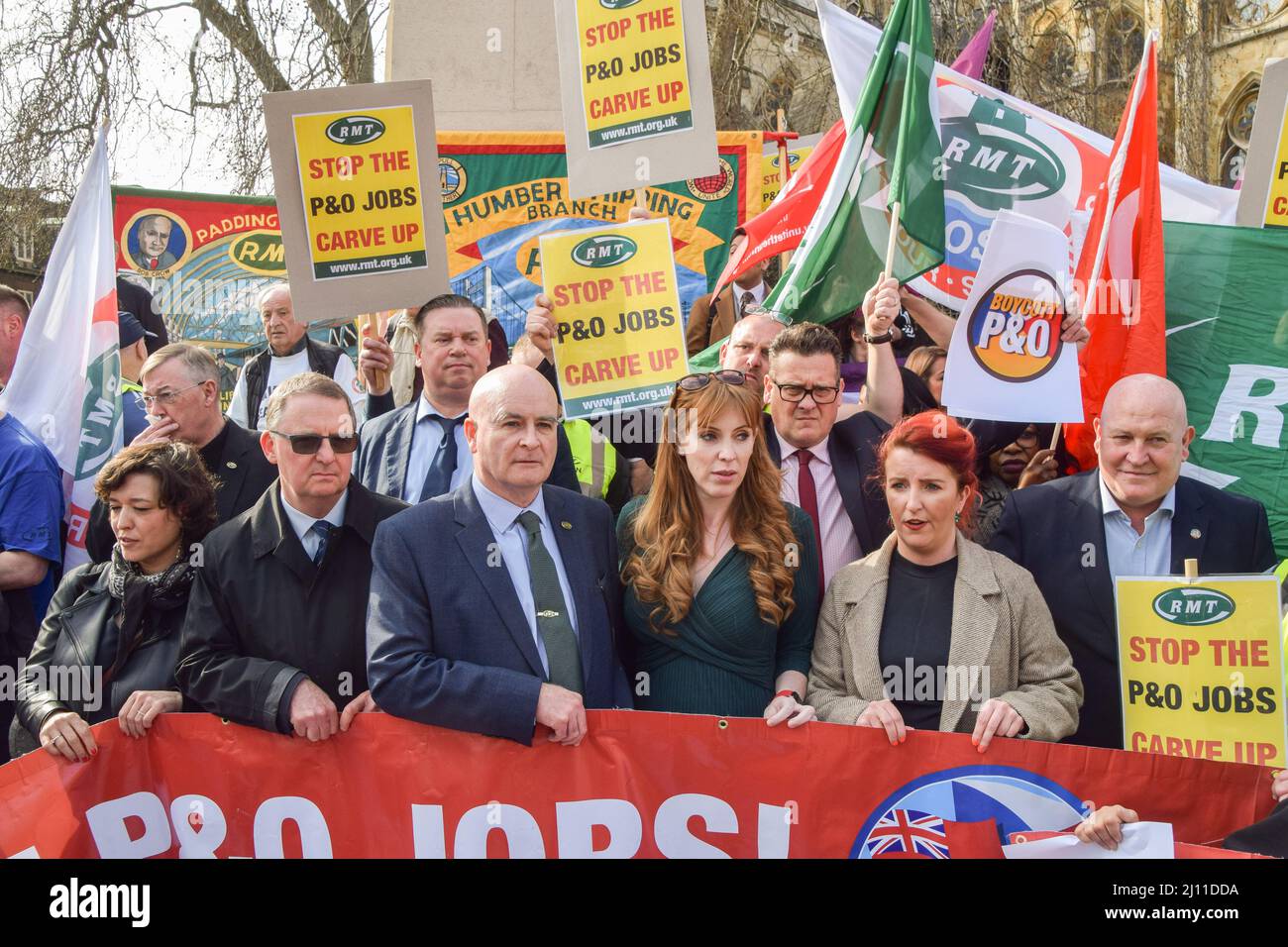 London, UK. 21st March 2022. Labour deputy leader ANGELA RAYNER, Shadow Secretary of State for Transport and Labour MP LOUISE HAIGH and secretary general of RMT Mick Lynch join the protesters outside Parliament. P&O Ferries staff and RMT Union members marched from the headquarters of DP World, the company which owns P&O, to Parliament, after 800 UK staff were fired and replaced by agency workers. Credit: Vuk Valcic/Alamy Live News Stock Photo