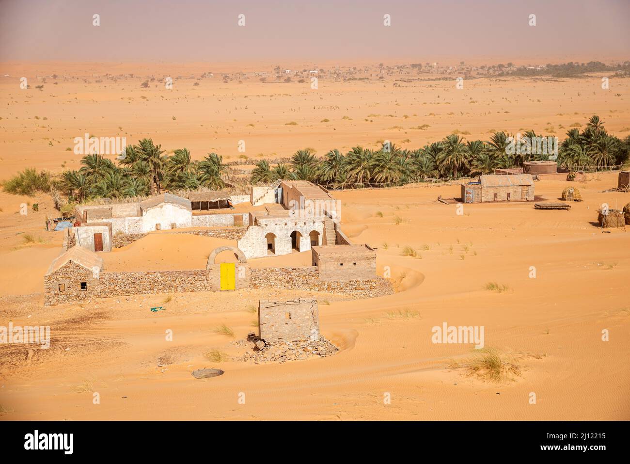 Buildings and palm grove in Old Chinguetti, Mauritania Stock Photo