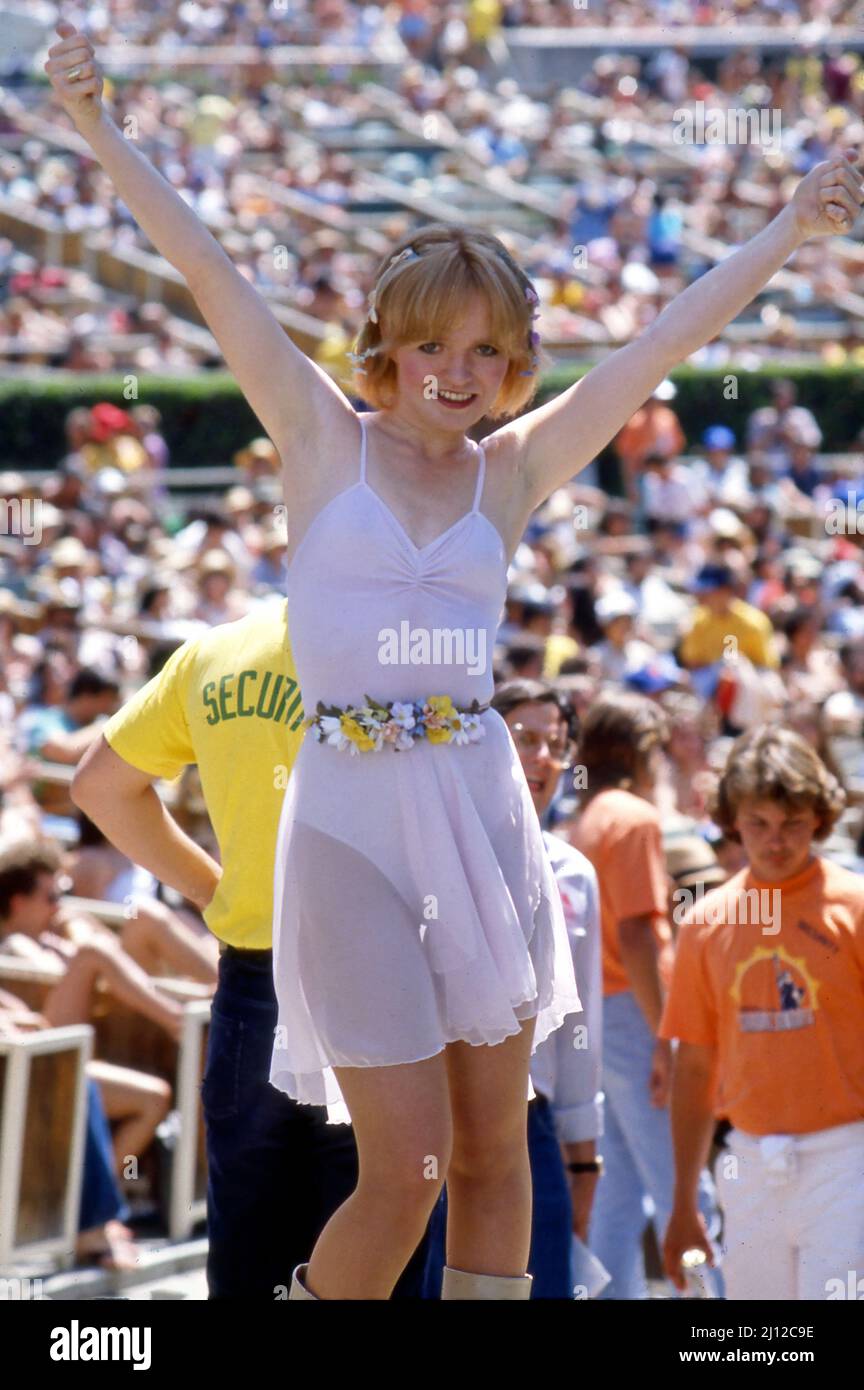 Actress Susan Richardson of the television show  Eight is Enough  enjoying the music at Hollywood Bowl during the No Nukes Concert with Bruce Springsteen, Jackson Browne, Stephen Stills and other musicians in 1981. Stock Photo