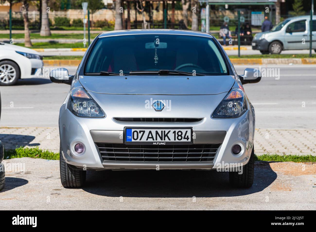 Antalya Renault Symbol for Sale on  - 3