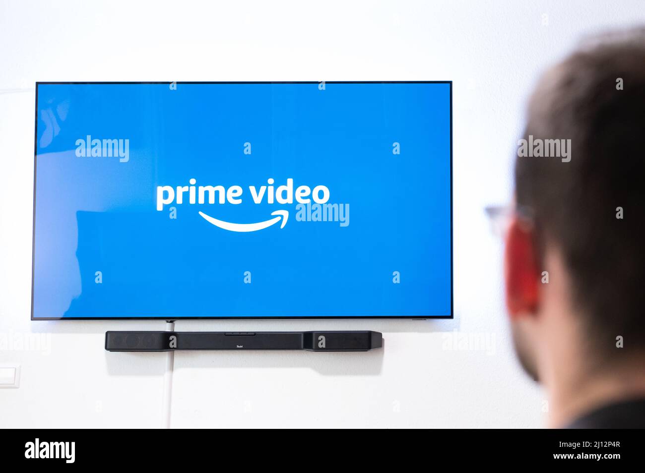 Amazon prime video live stream hi-res stock photography and images - Alamy