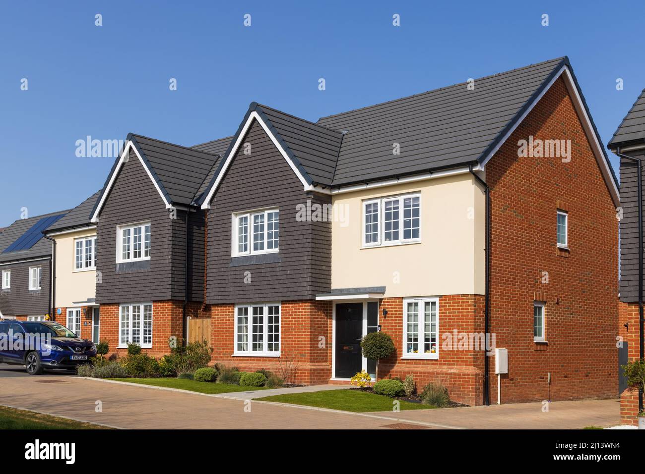 Detached new build homes in the Stortford Fields housing development