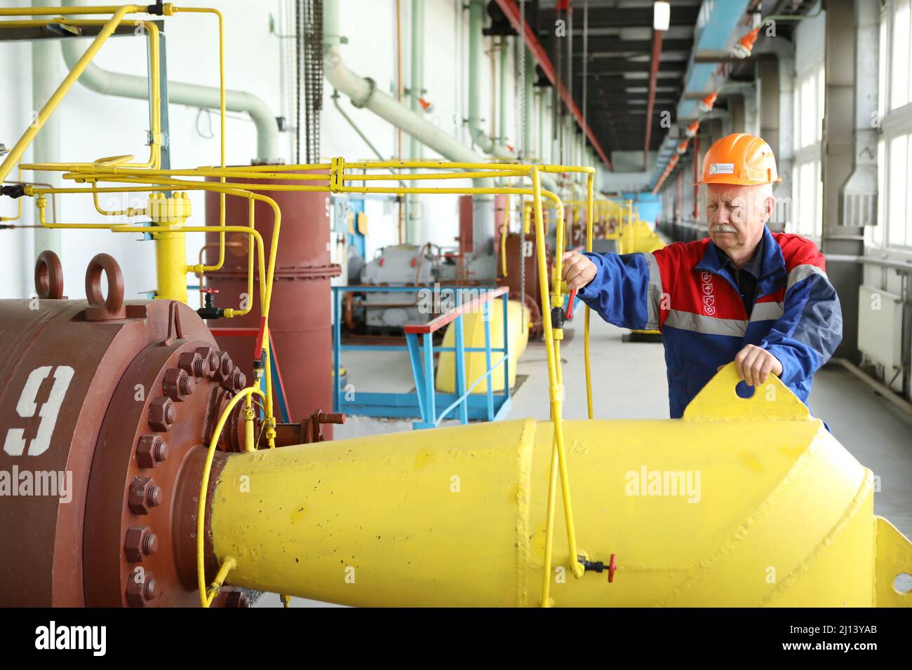 Workers at the oil and gas station. Shut off the gas, control station