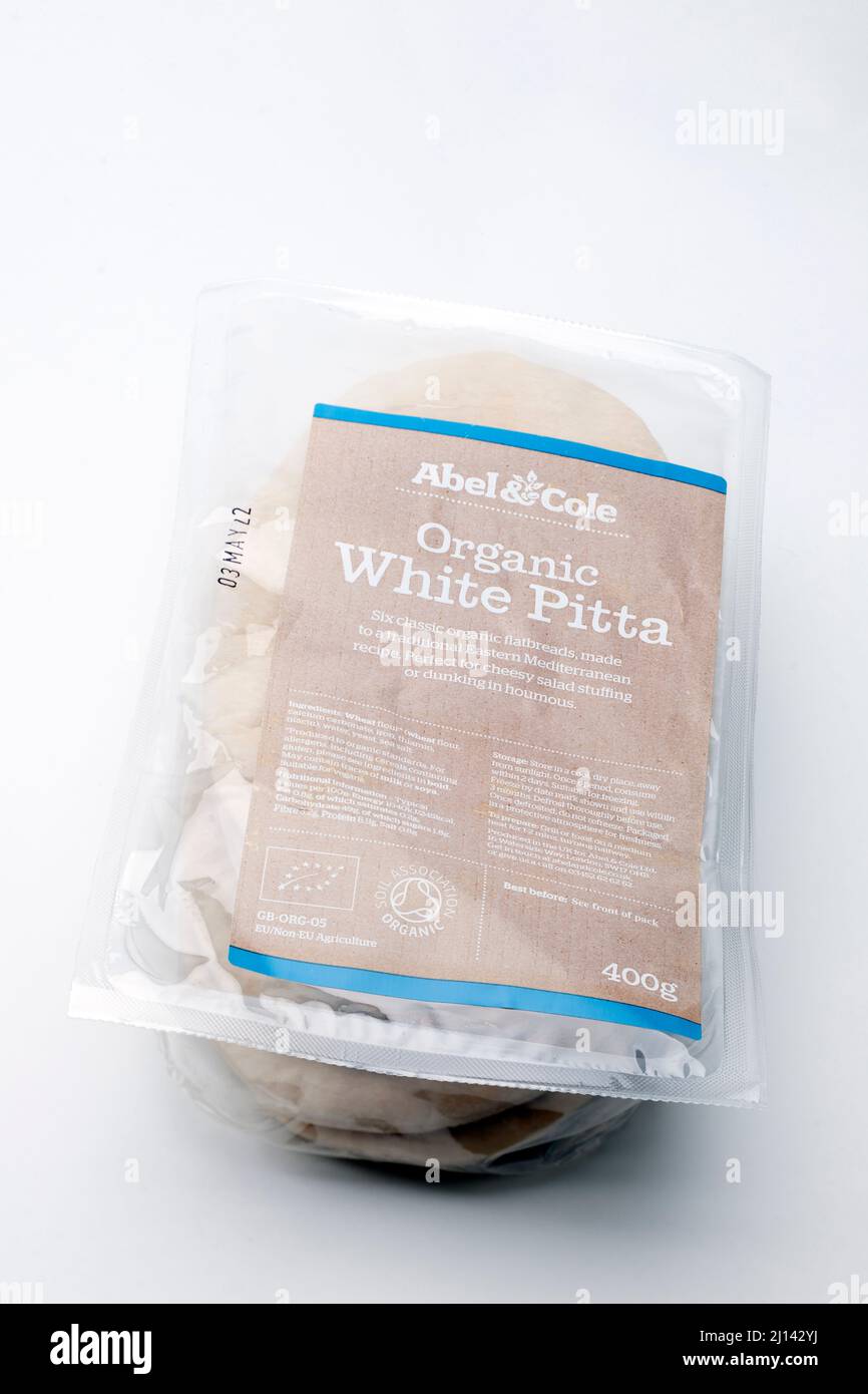 400 gram bag of Abel and Cole Organic White Pitta Bread Stock Photo
