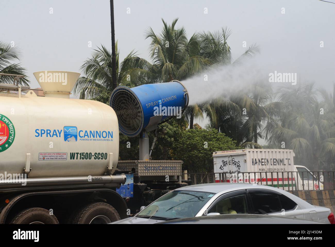 Dhaka, Bangladesh. 22nd March, 2022. Mist spray cannon spraying water
