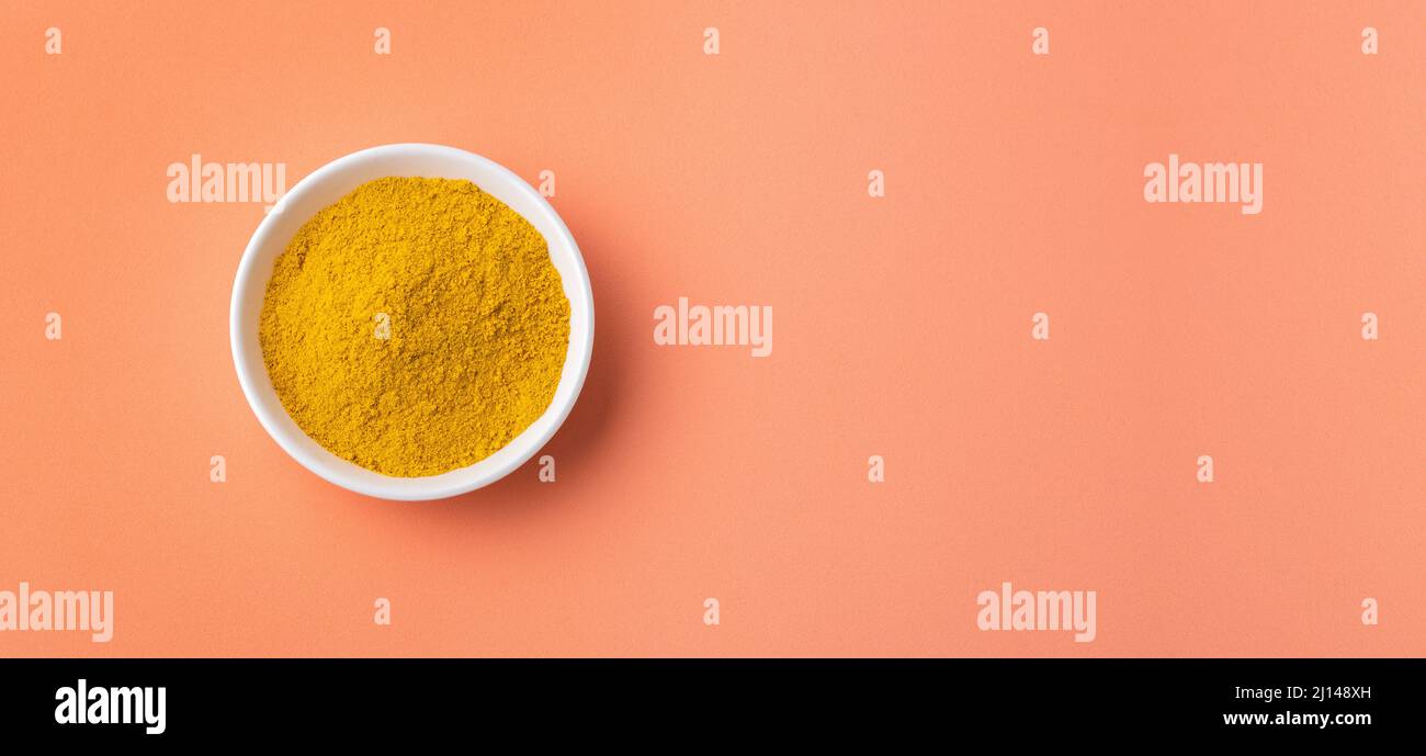 Curry mix of spices typical of Indian cuisine Stock Photo Alamy