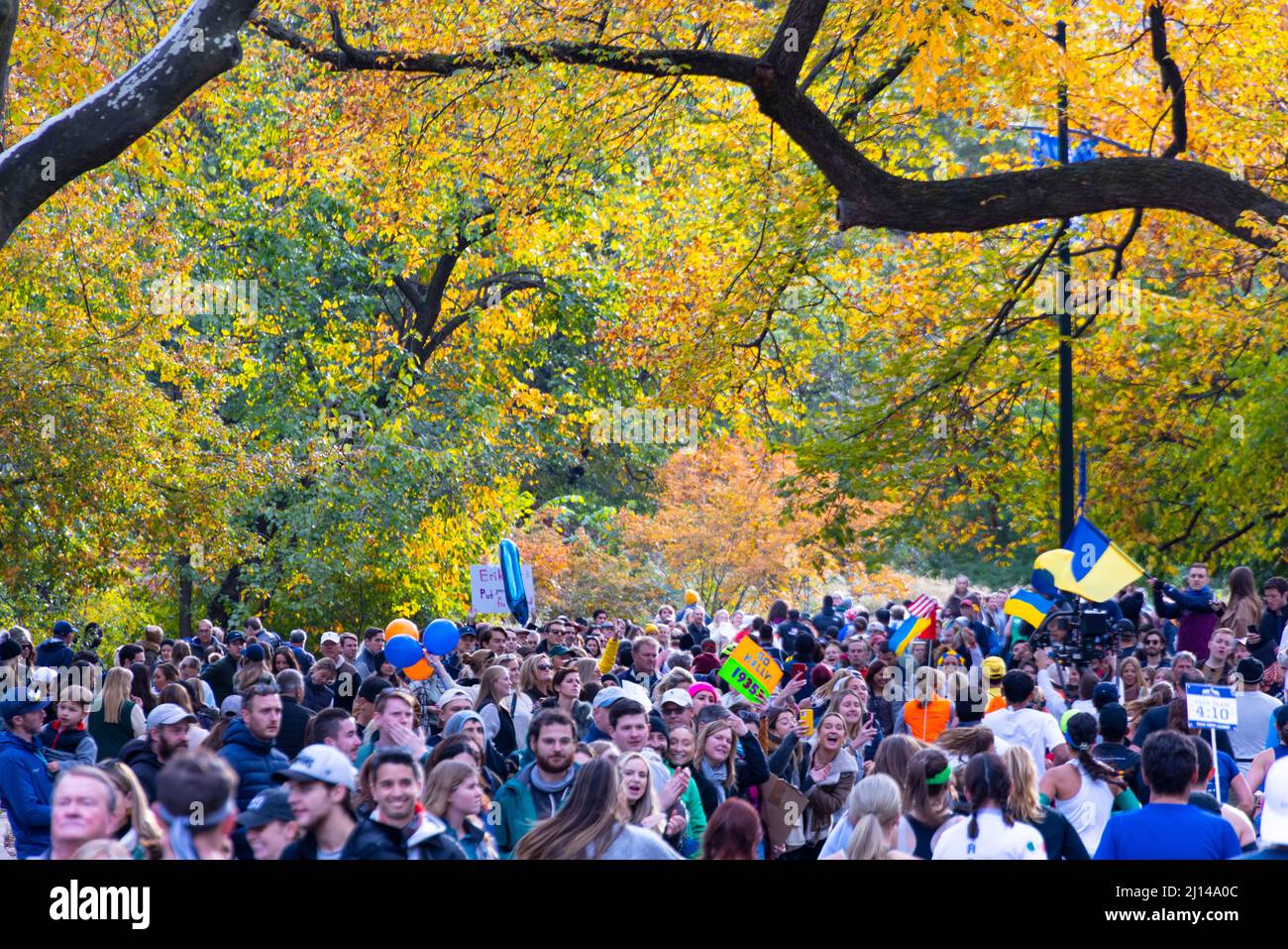 People Celebrate The 50th New York City Marathon 2021 Stock Photo Alamy