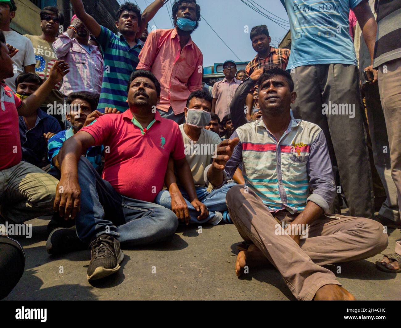 Kolkata, India. 21st Mar, 2022. Protesters blocked the road at South 24 parganas Rajpur junction by Baruipur-Rajpur-Garia auto union in Kolkata, India, on March 21, 2022, to demand the end of illegal autos and autorickshaws driving. (Photo by Sudip Chanda/Pacific Press/Sipa USA) Credit: Sipa USA/Alamy Live News Stock Photo