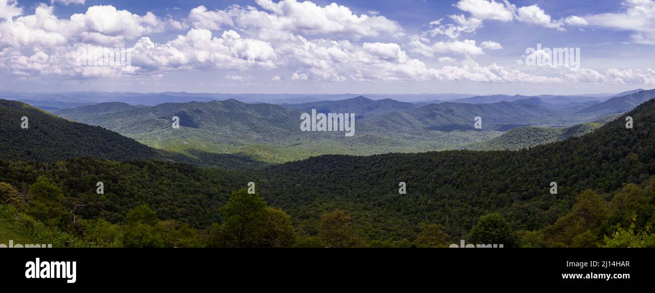 Paranimic Ridge North carolina blue ridge parkway panoramic hi-res stock photography ...