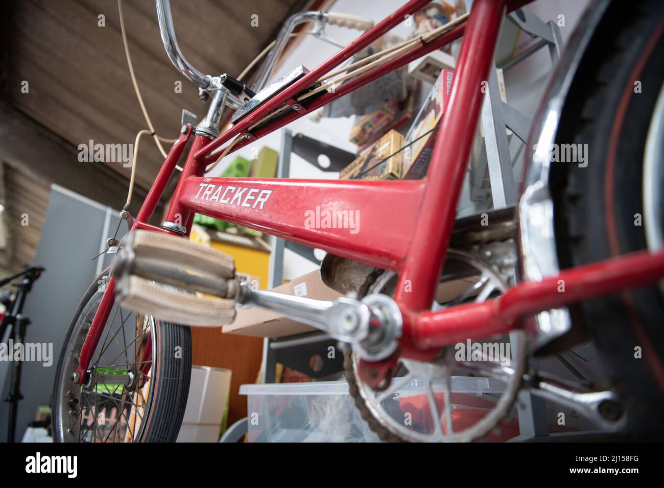 Raleigh bicycle uk hi res stock photography and images Alamy