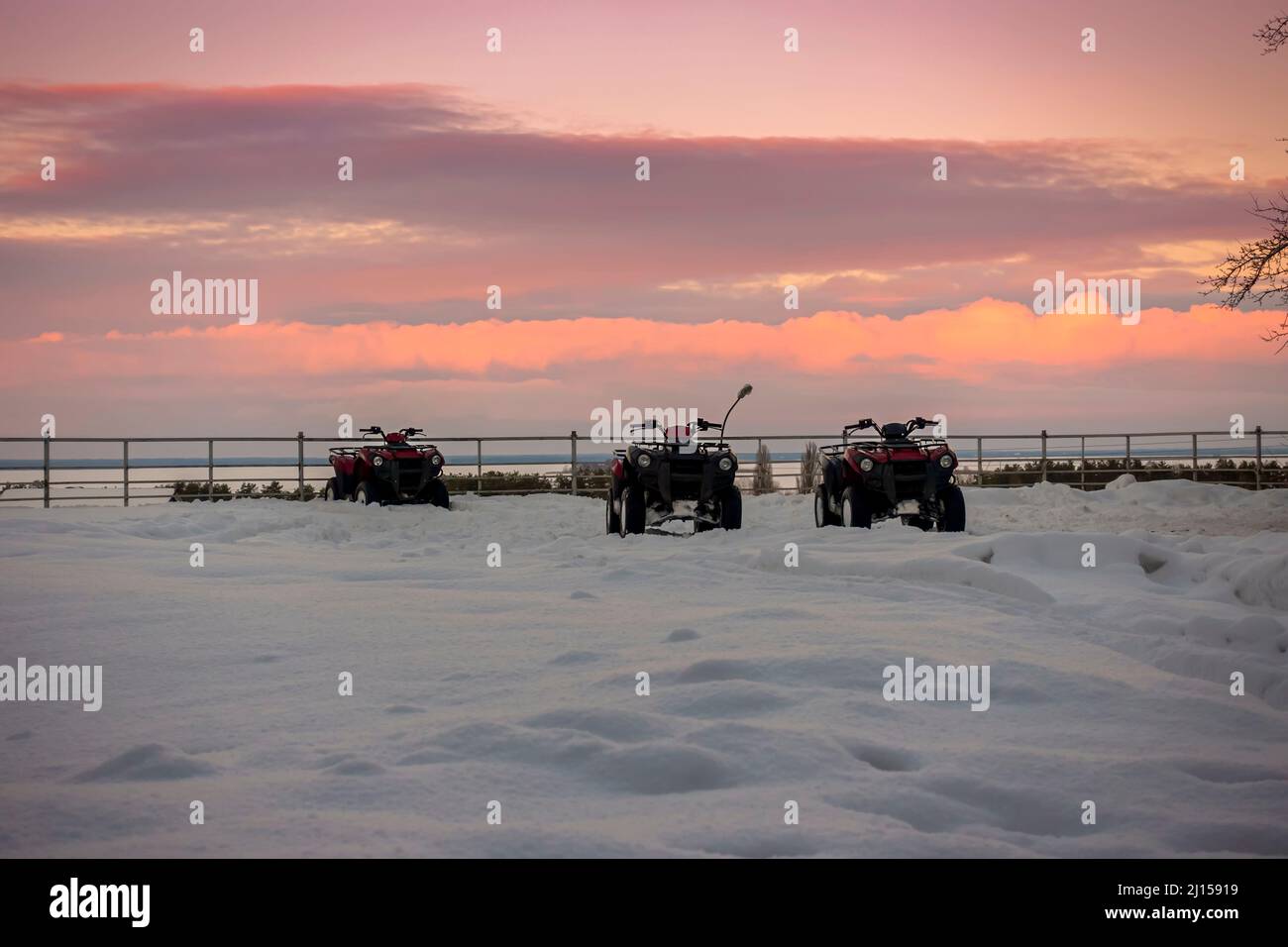 Quad biking in the snow hi-res stock photography and images - Alamy