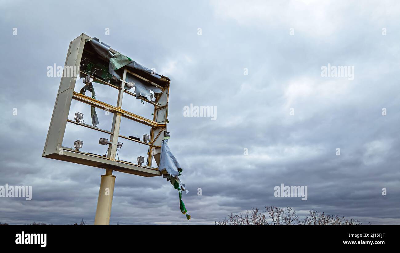 Strong winds rain damaged hi-res stock photography and images - Alamy