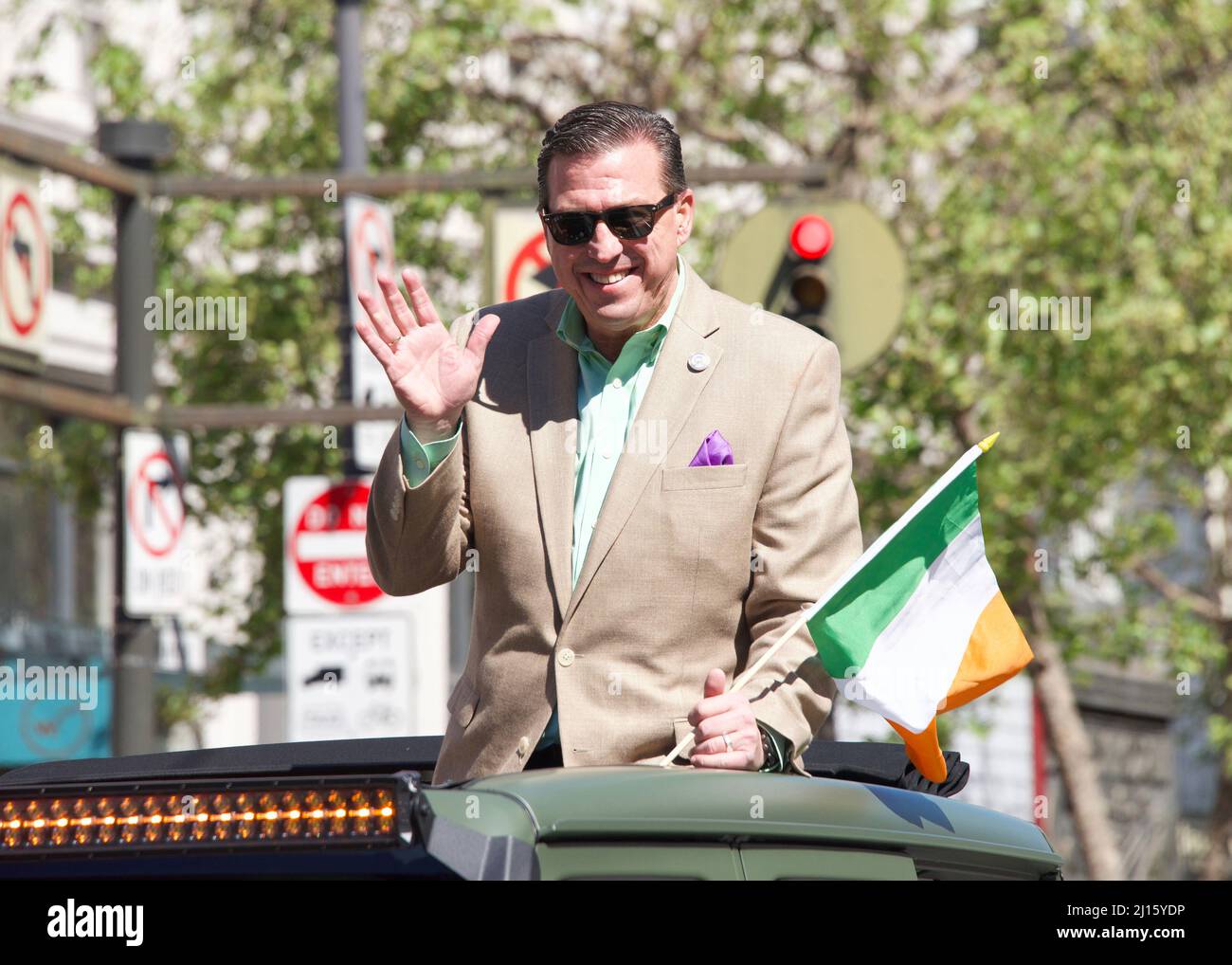 San Francisco, CA - March 12, 2022: California Legislator Kevin Mullin in the 2022 Saint Patrick's Day Parade, the West Coast's largest Irish event ce Stock Photo