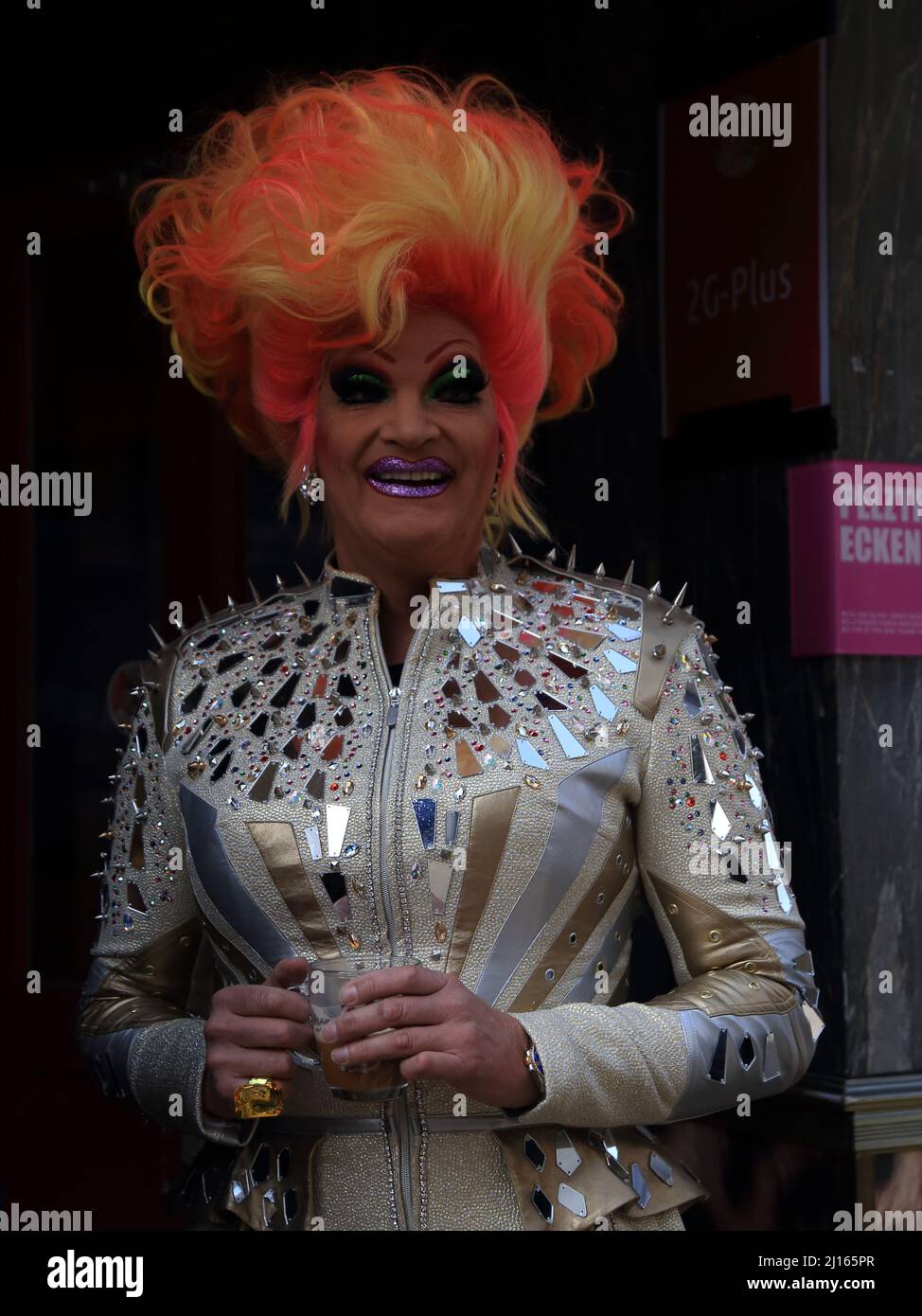 Olivia Jones beim Pressetermin Olivia Jones und Verbände fordern