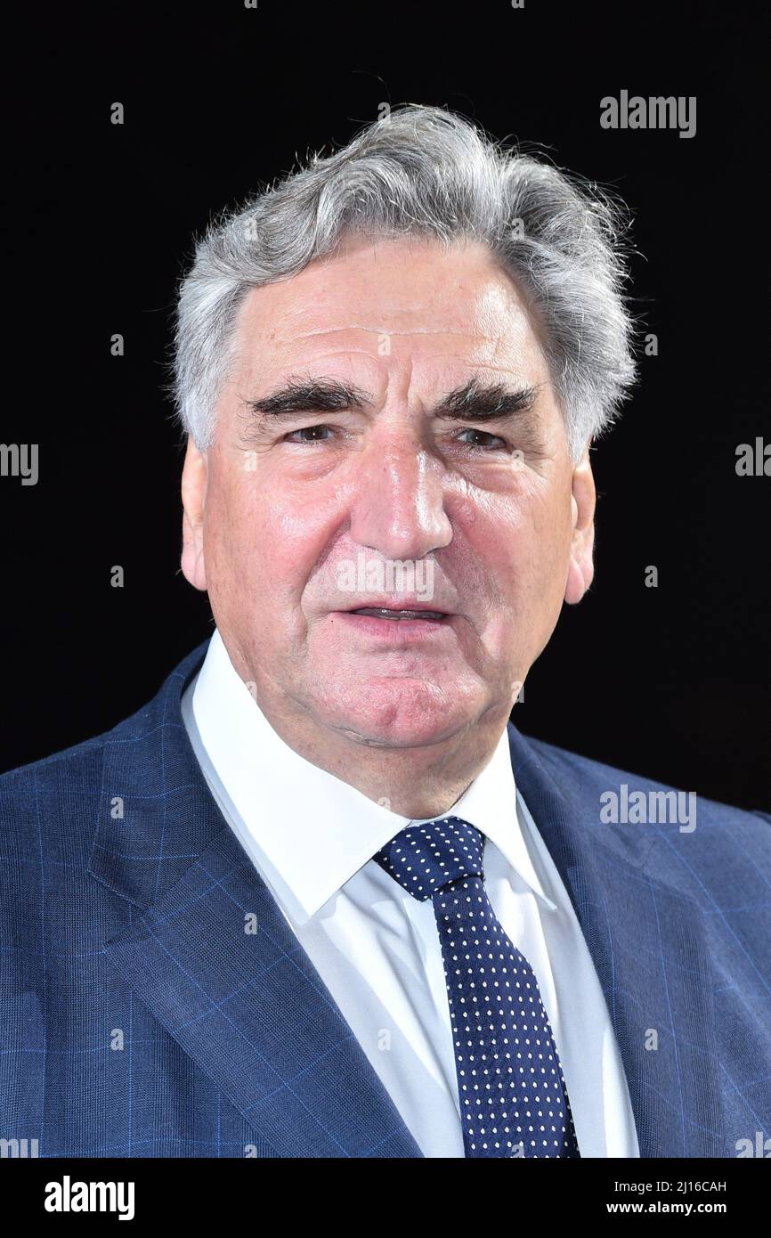 File photo dated 28/10/19 of Jim Carter, who has ruled out a role in Netflix hit Bridgerton, saying the show is 'far too raunchy' for him. His daughter Bessie, with wife Imelda Staunton, stars as Prudence Featherington in the period series. Stock Photo