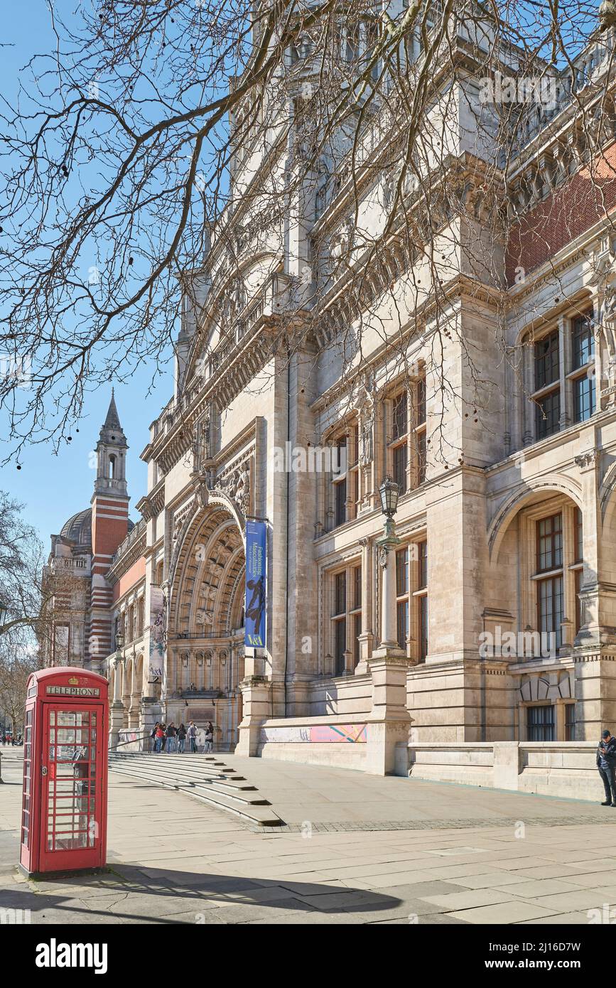 Front facade of the Victoria and Albert museum, London, England. Stock Photo