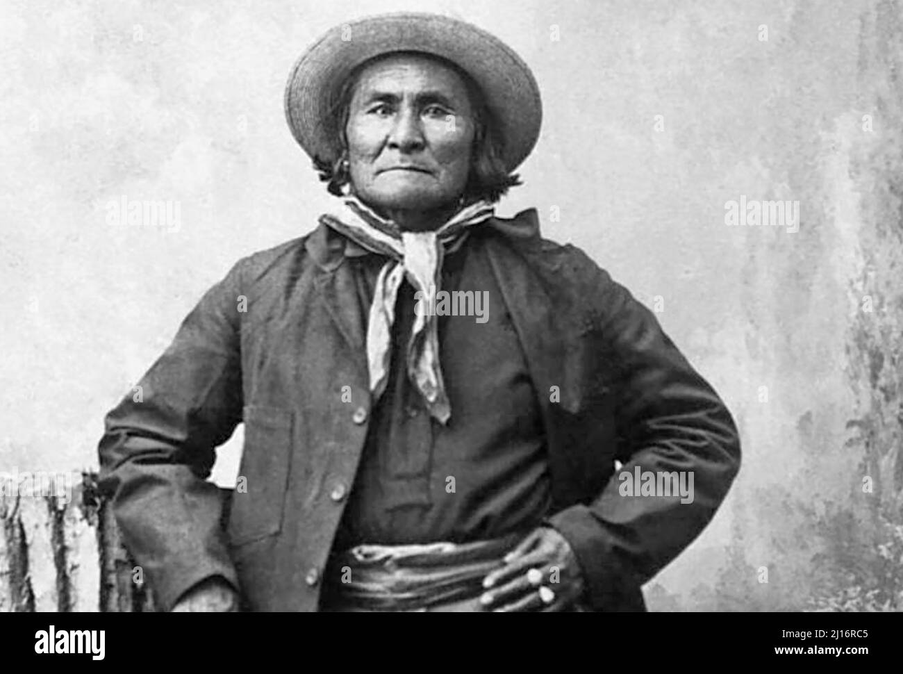 Geronimo indian Black and White Stock Photos & Images Alamy