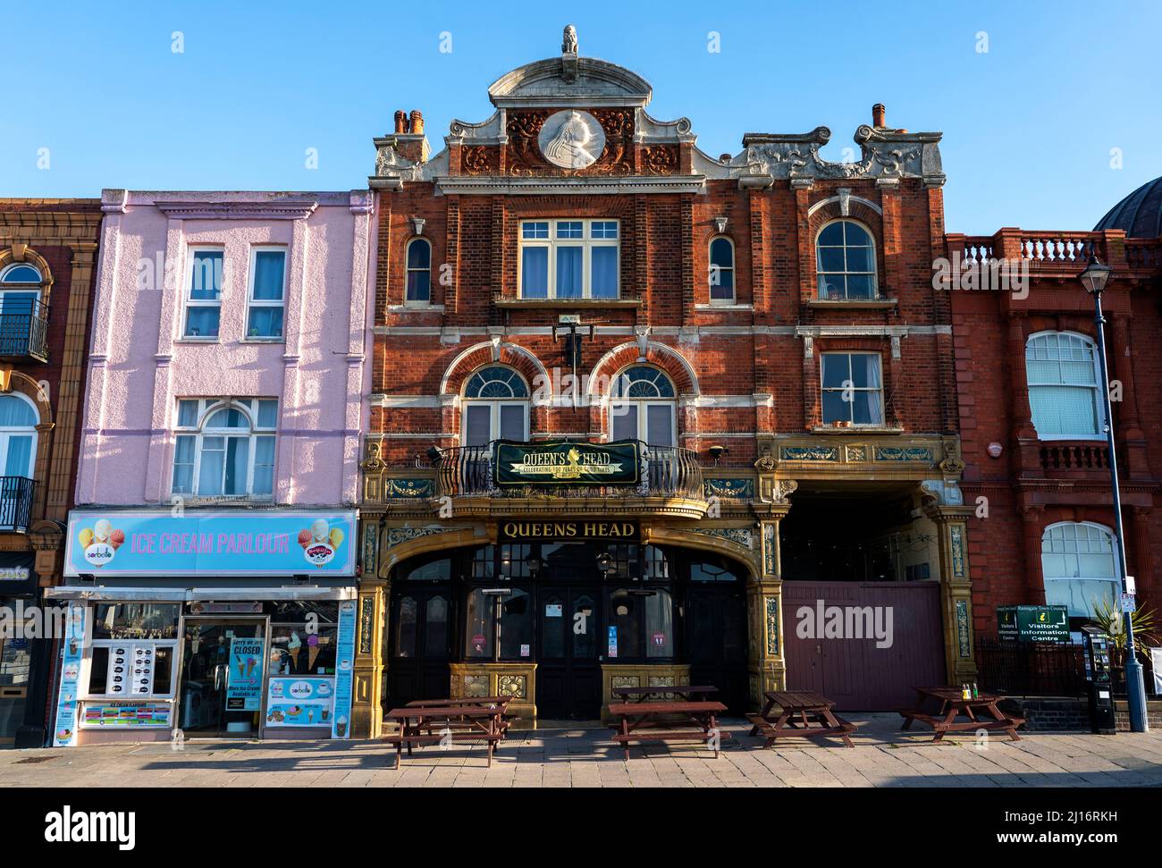 The Queens Head pub at Ramsgate Marina in Kent Stock Photo Alamy