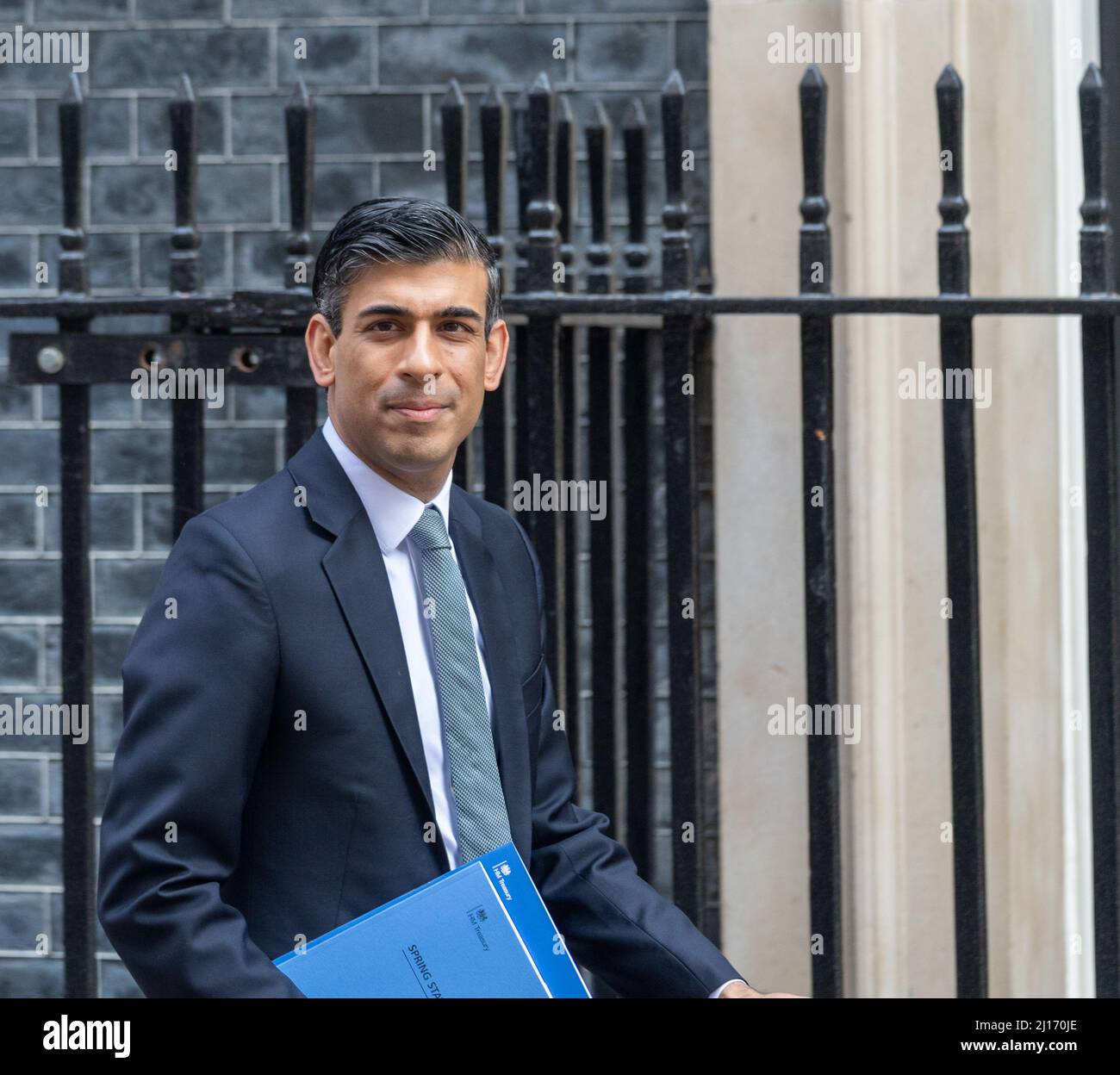 London, UK. 23rd Mar, 2022. 23rd Mar 2022 Rishi Sunak, Chancellor of the Exchequer, leaves 11 Downing Street for the Autumn Statement Credit: Ian Davidson/Alamy Live News Stock Photo