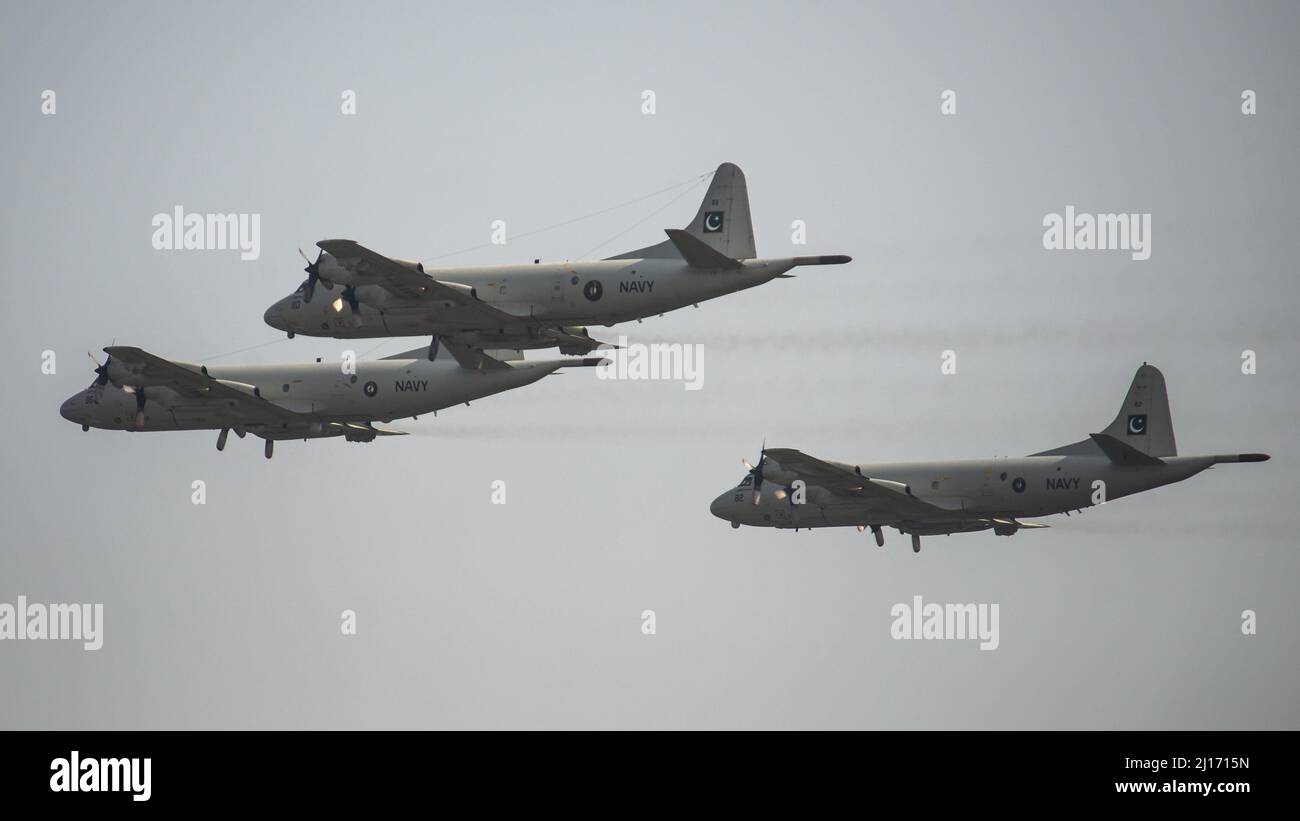 Navy aircrafts hi-res stock photography and images - Alamy