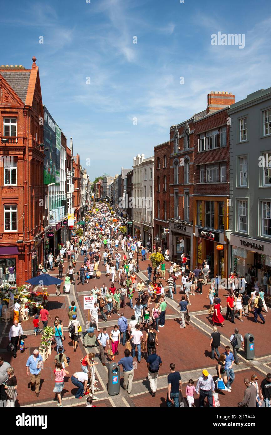 Grafton street dublin summer hires stock photography and images Alamy