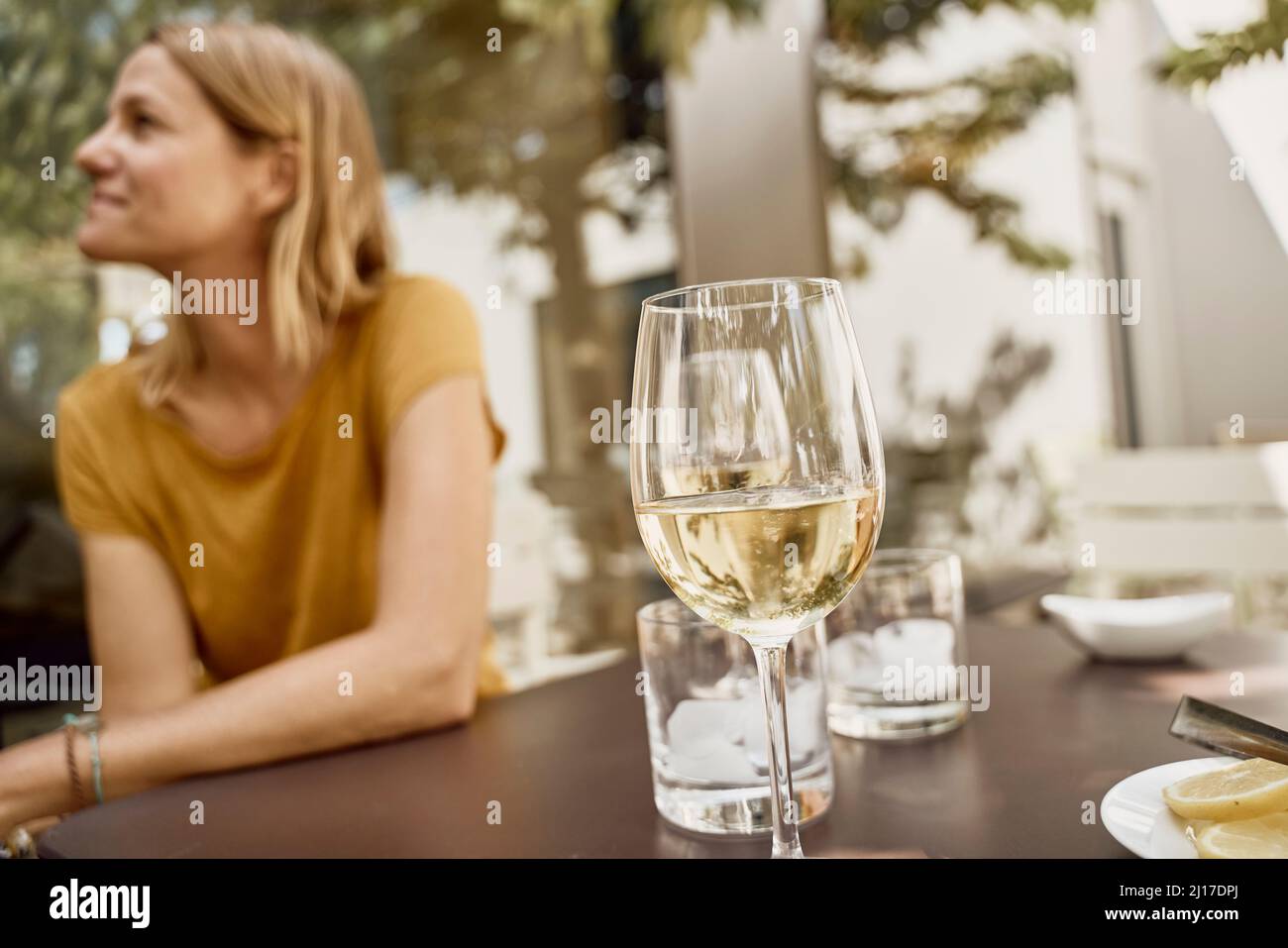 Wine glass woman restaurant hi-res stock photography and images - Alamy