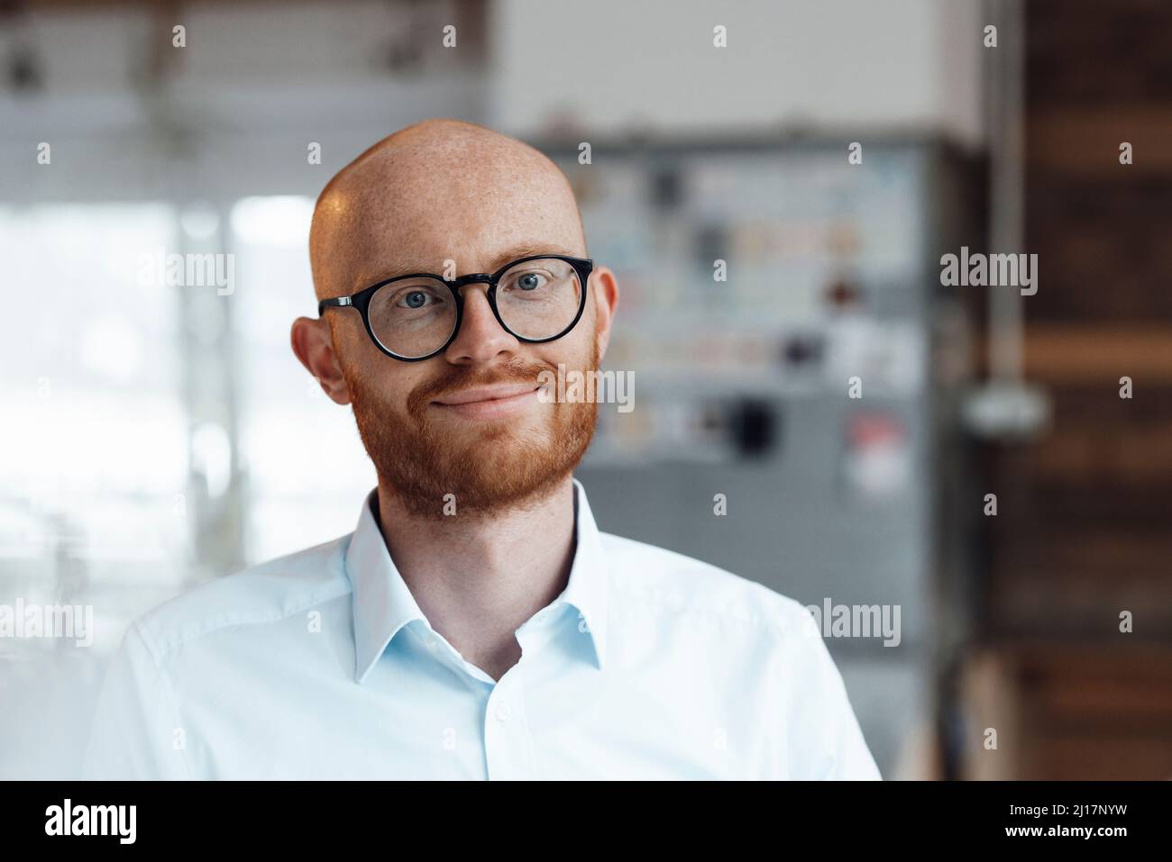 Young Bald Man Wearing Glasses Hi res Stock Photography And Images Alamy young-bald-man-wearing-glasses-hi-res-stock-photography-and-images-alamy